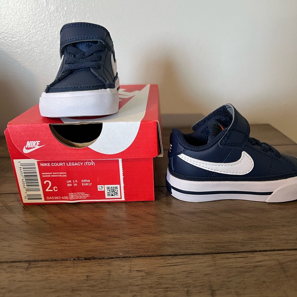 Nike Court Legacy